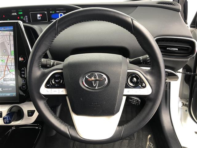 プリウスPHV1.8 A