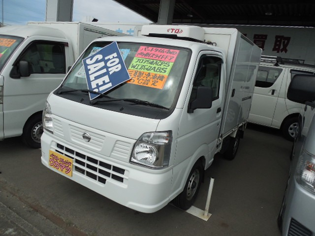 NT100クリッパー(日産) 冷凍車4WD 三菱製冷凍機-5℃設定 中古車画像