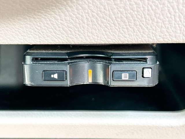 【ETC】高速道路の料金所はストレスなく通過!遠方へのお出かけには必須のアイテムです!当店でセットアップ実施しておりますのでご納車当日からご利用いただけます!