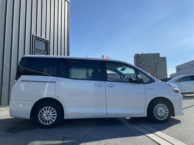 特殊なお車の制作や販売も可能です!(キッチンカーや積載車、ダンプカーやレプリカ車、バスなどなど)流行りのSUVは勿論、EV(電気自動車)やハイブリッド(PHEV含む)も納車実績がございます!何でもご相談を!