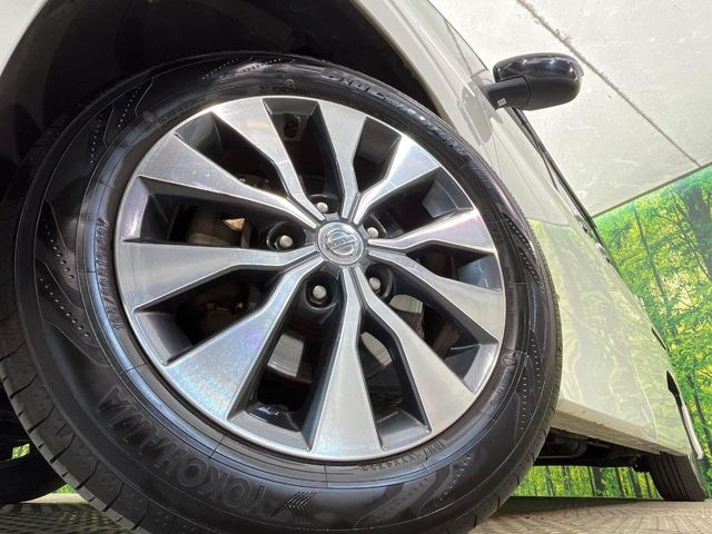 �y����16�C���`�A���~�z�C�[���z�O�ςɃ}�b�`���������A���~�z�C�[���𑕒����Ă���܂��B�e��ЊO�A���~�z�C�[����A�X�^�b�h���X�^�C�����戵�����Ă���܂��B���񂲑��k����������