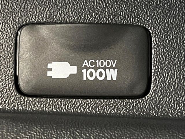 �y�A�N�Z�T���[�R���Z���g�z�L�����v��X�|�[�c�A�A�E�g�h�A�ł̃A�N�e�B�r�e�B�͂������A�ЊQ�E��d�̍ۂɏ����ɂ��Ȃ�AC100V�R���Z���g�𑕔���P�[�^�C��^�u���b�g�A�Q�[���@��̏[�d�ɂ���