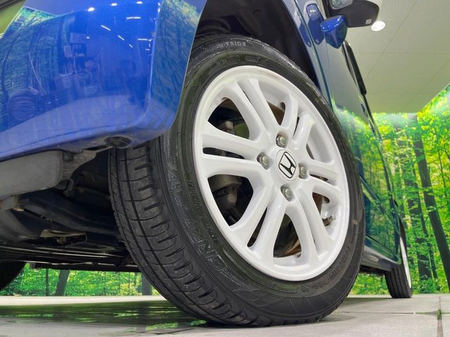 【純正14インチアルミホイール】外観にマッチした純正アルミホイールを装着しております。各種社外アルミホイールや、スタッドレスタイヤも取扱いしております。是非ご相談ください♪