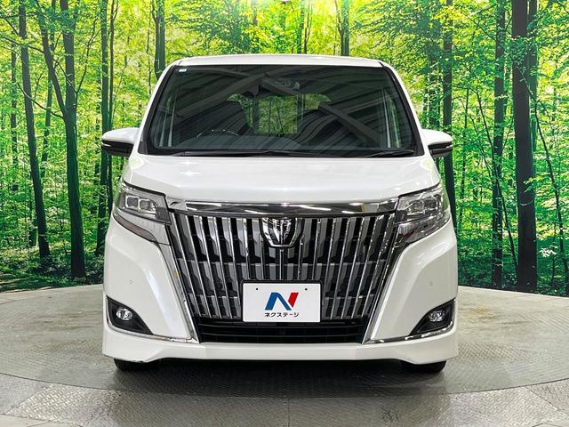 大好評のボディコーティング「弾スプラッシュコート」もご納車までに施工可能。通常のガラスコートと異なる、耐久年数6年の無機質ガラスコーティングが、ボディをキレイな状態に保ってくれます。