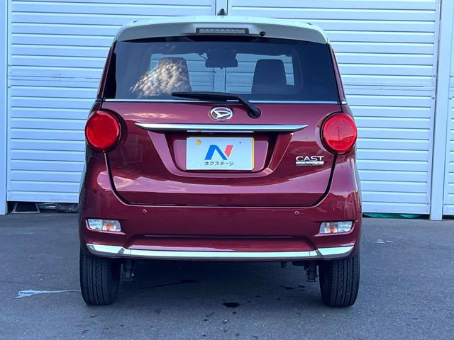 安心の最長10年・走行無制限保証(有償)をご用意。保証内容も充実はもちろん、無料点検&オイル交換や、年中無休の全国・24時間ロードサービスも付帯されておりますのでご安心下さい。