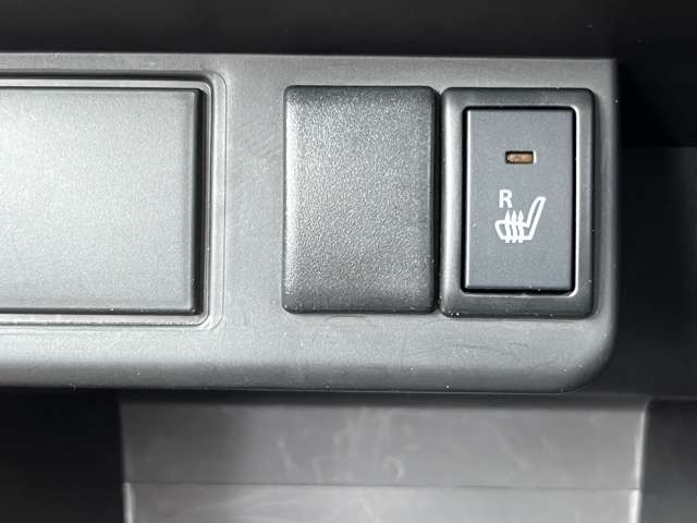 冬場ポカポカ、シートヒーター付き♪