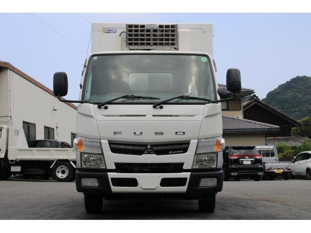 キャンター冷蔵冷凍車