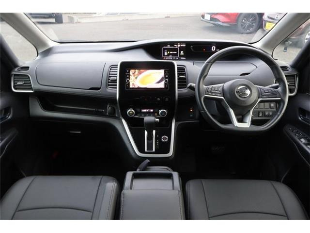 セレナ2.0 ハイウェイスター VセレクションII