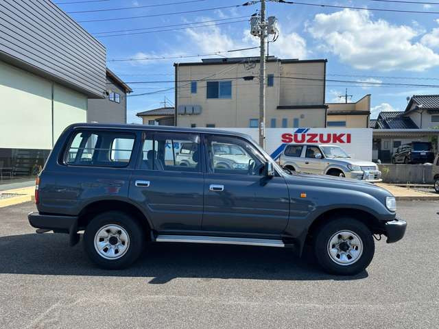 ランドクルーザー804.2 GX ディーゼル 4WD