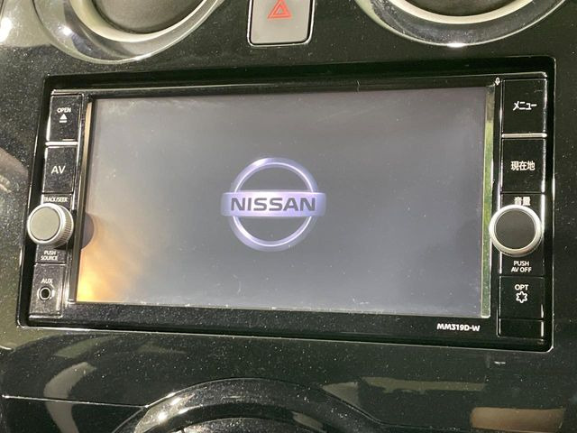 �y�����i�r�z�l�C�̏����i�r�𑕔����Ă���܂��B�i�r�̎g���₷���͂������A�I�[�f�B�I�@�\���[��!�L�����v�◷�s�͂������A�ʋ΂┃�����ȂǕ��i�̃h���C�u���y�����Ȃ�͂���