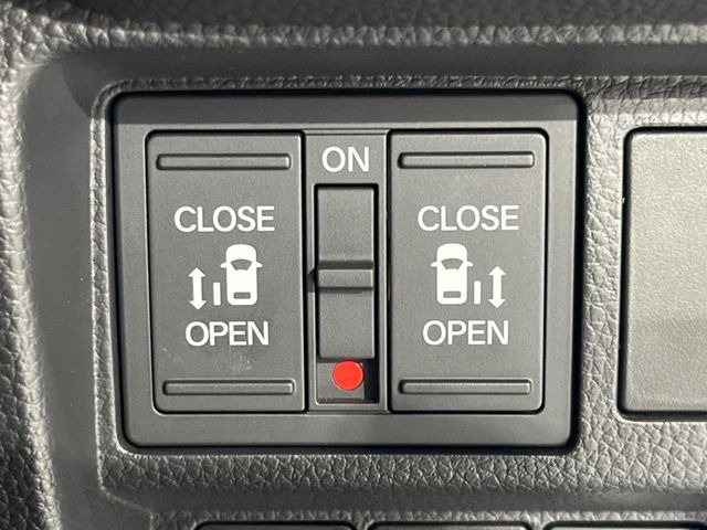 �y�����p���[�X���C�h�h�A�z�X�}�[�g�L�[��^�]�Ȃ̃X�C�b�`�Ō�ȗ����X���C�h�h�A�̊J���\���d��������͂����ăh�A���J����K�v�������A�����Ȃ��q�l�ł��ȒP�ɊJ���߂ł����K�ł���