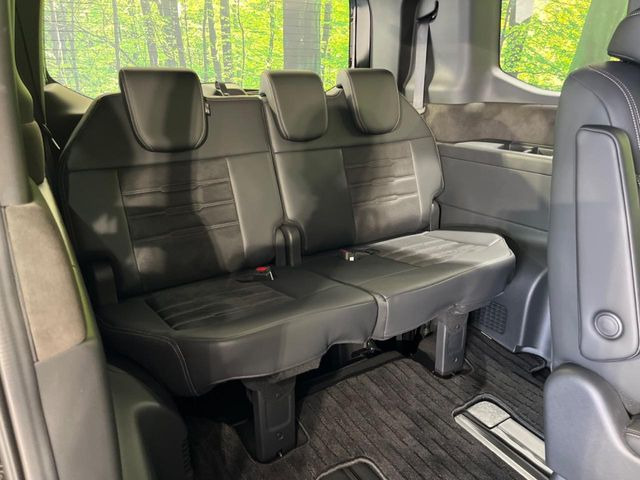 3��ڃV�[�g�͂�������ԗǍD����l�ł��������ƍ����Ē����܂��̂ŁA��l���ł̂��o���������N���N�ł��􂲉Ƒ��ŁA�C�̒m�ꂽ���ԂŁA�h���C�u�ɍs���̂��y���݂ł��ˁ�