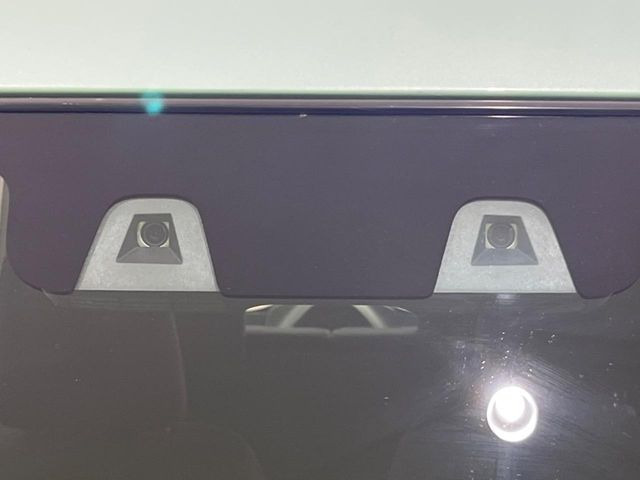 【セーフティサポート】走行中に前方の車両等を認識し、衝突しそうな時は警報とブレーキで衝突回避と被害軽減をアシスト。より安全にドライブをお楽しみいただけます。