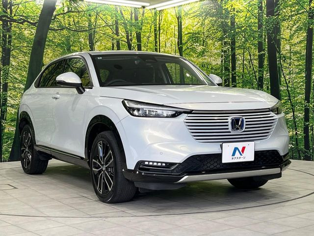 大好評のボディコーティング「弾スプラッシュコート」もご納車までに施工可能。通常のガラスコートと異なる、耐久年数6年の無機質ガラスコーティングが、ボディをキレイな状態に保ってくれます。