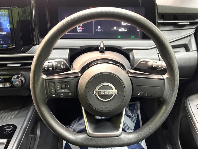 �y�X�e�A�����O�X�C�b�`�z�^�]���A�O������ڐ������炷���ƂȂ��A�I�[�f�B�I���̑��삪�\�ȕ֗��@�\!���S&���K�ȃh���C�u�����o���Ă���܂���