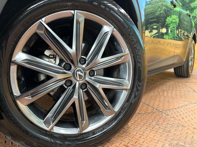 �y�����A���~�z�C�[���z�O�ςɃ}�b�`���������A���~�z�C�[���𑕒����Ă���܂��B�e��ЊO�A���~�z�C�[����A�X�^�b�h���X�^�C�����戵�����Ă���܂��B���񂲑��k����������