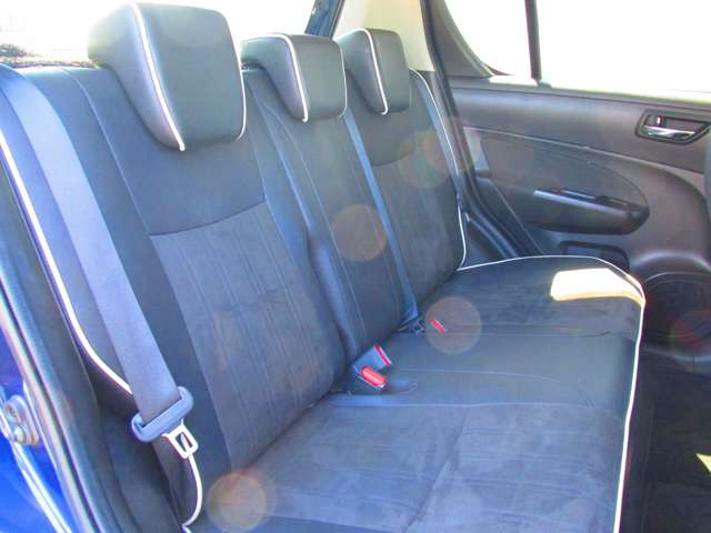 �{�������������肪�Ƃ��������܂��B������̎ԗ��f�ڒ��݌ɂ���!!�����X�̍ۂ͂��A�����肢�v���܂��B