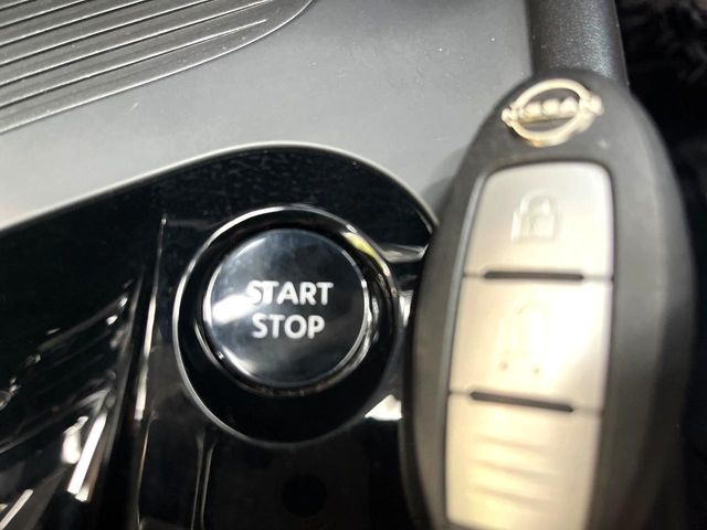 �y�C���e���W�F���g�L�[�z�J�o����|�P�b�g�ɓ��ꂽ�܂܂ł��h�A�̎{���E�������\�ȃX�}�[�g�L�[�𑕔��B�G���W���̃I���E�I�t�����J�M�����o���K�v����������Ƃ��Ă��֗��ł���