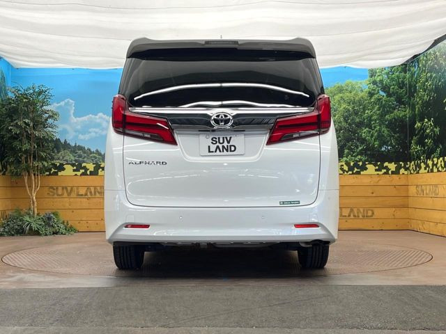 安心の最長10年・走行無制限保証(有償)をご用意。保証内容も充実はもちろん、無料点検&オイル交換や、年中無休の全国・24時間ロードサービスも付帯されておりますのでご安心下さい。