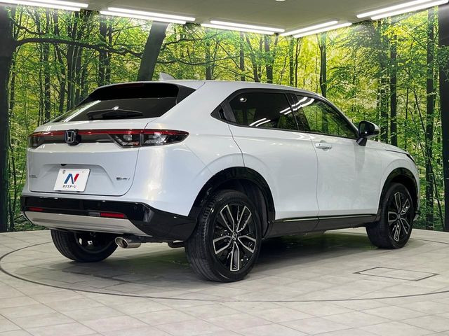 ☆全国のネクステージからお取り寄せが可能※!遠方の店舗に展示してあるクルマが気になる場合も、最寄りの店舗でご覧いただくことが可能です!是非私たちに要望をお聞かせください!※別途費用