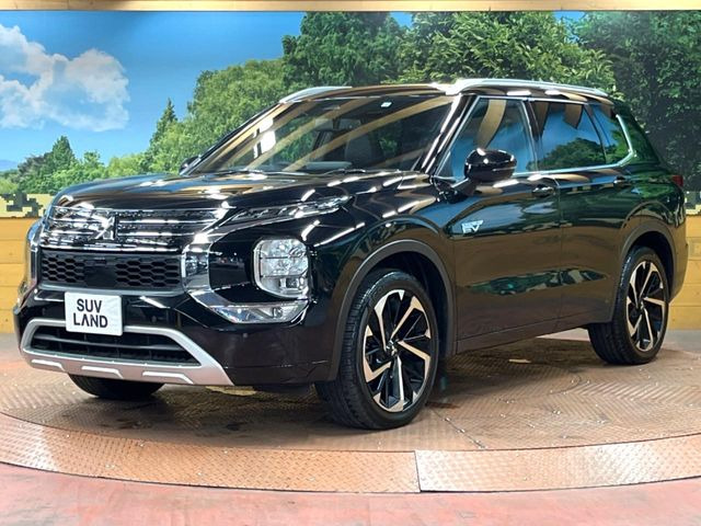 大好評のボディコーティング「弾スプラッシュコート」もご納車までに施工可能。通常のガラスコートと異なる、耐久年数6年の無機質ガラスコーティングが、ボディをキレイな状態に保ってくれます。