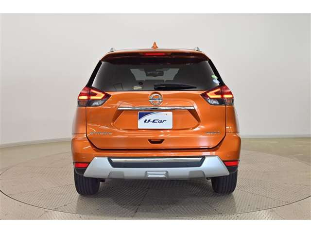 エクストレイル2.0 20Xi 4WD