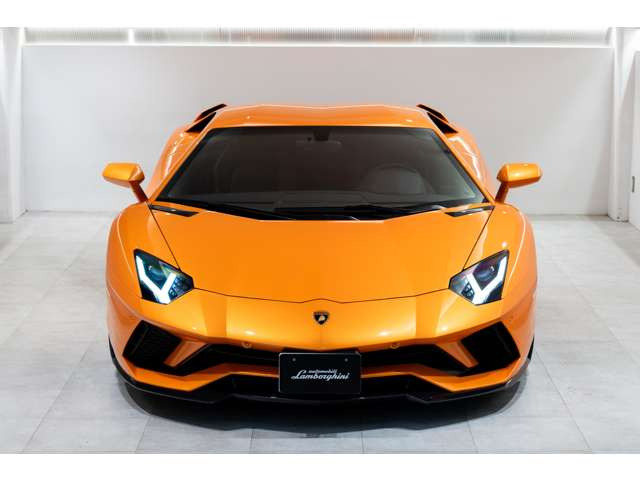 アヴェンタドールS 4WD