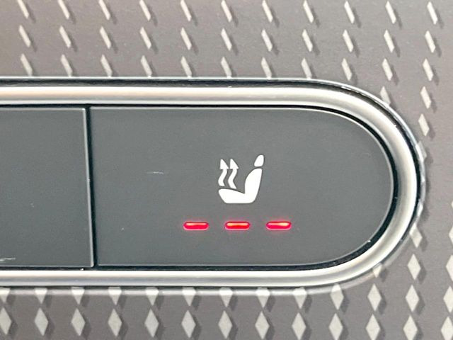 ���t�����g�V�[�g�q�[�e�B���O:�^�]�ȁE����ȋ��ɎO�i�K�Œ��߂��\�ȃV�[�g�q�[�^�[�𑕔����Ă���܂��B�G�߂��킸���K�ɂ��g�p���������܂��B