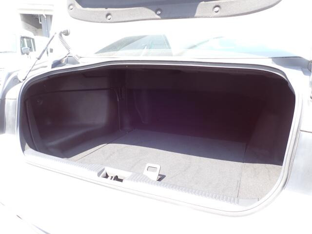 トランクスペース