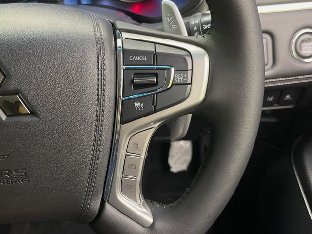 【マイパイロット】高速道路での長距離走行が楽に!!渋滞時と巡回走行のシーンで、アクセル・ブレーキ・ステアリングを自動で制御し、長距離運転の負担を軽減してくれます♪