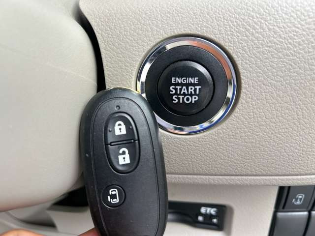 �y�X�}�[�g�L�[&�v�b�V���X�^�[�g�V�X�e���z�J�o����|�P�b�g�ɓ��ꂽ�܂܃h�A�̊J���ł��A�����^�b�`�Ŋy�X�G���W�����������܂���