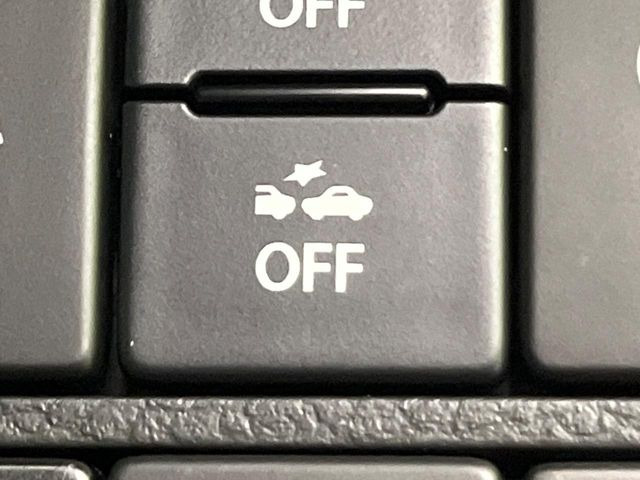 �y�X�Y�L �Z�[�t�e�B�T�|�[�g�z���s���ɑO���̎ԗ�����F�����A�Փ˂������Ȏ��͌x��ƃu���[�L�ŏՓˉ���Ɣ�Q�y�����A�V�X�g�B�����S�Ƀh���C�u�����y���݂��������܂��B