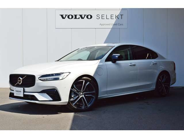 S90リチャージ PHEV T8 AWD アルティメット 4WD