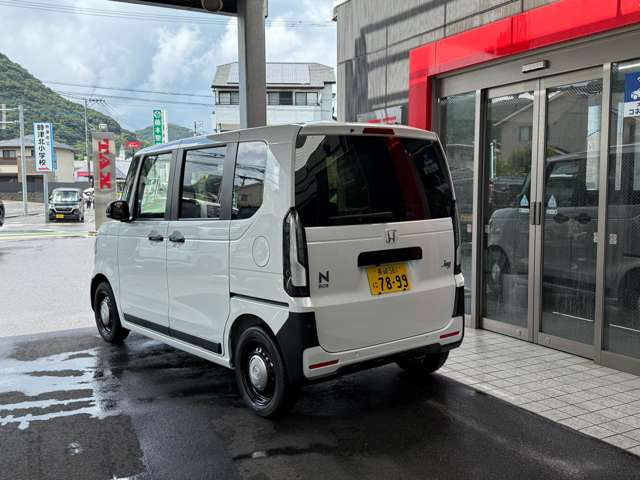 N-BOXジョイ 2トーン