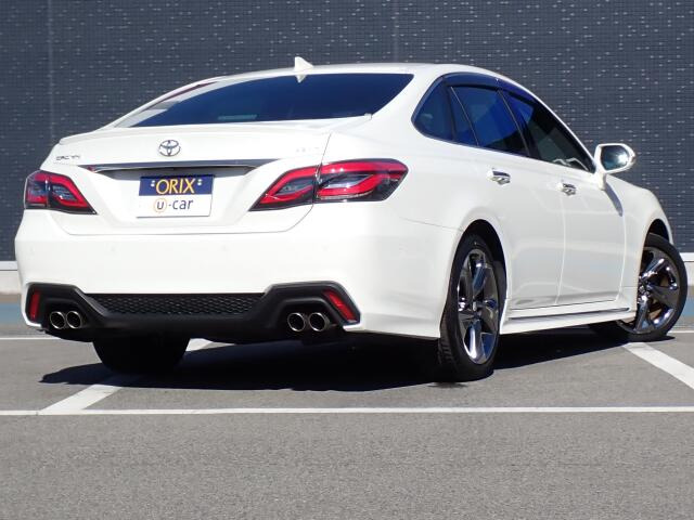 オリックス認定中古車は厳選した上質な車輌のみをお届け致します。全車にプロの職人による徹底した内外装の清掃、磨き上げ処理を施しております。