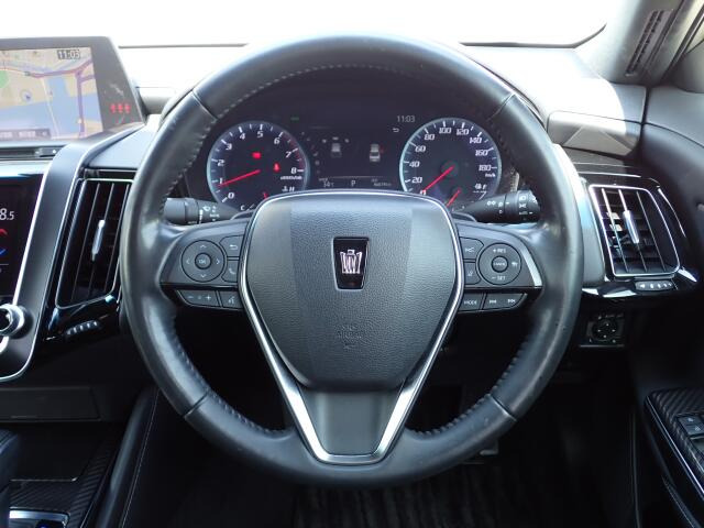 ステアリング周り。