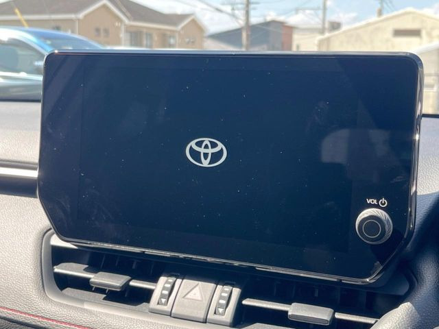 �y10.5�C���`�i�r�z�������ƃC���p�N�g�̂�����ʃi�r�𑕔��B�e��I�[�f�B�I����͂������A�X�}�z�A�g���ł��闘�֐��̍����i�r�ł���