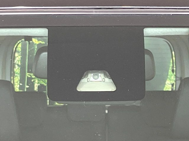 �y�X�}�[�g�A�V�X�g2�z���s���ɑO���̎ԗ�����F�����A�Փ˂������Ȏ��͌x��ƃu���[�L�ŏՓˉ���Ɣ�Q�y�����A�V�X�g�B�����S�Ƀh���C�u�����y���݂��������܂��B