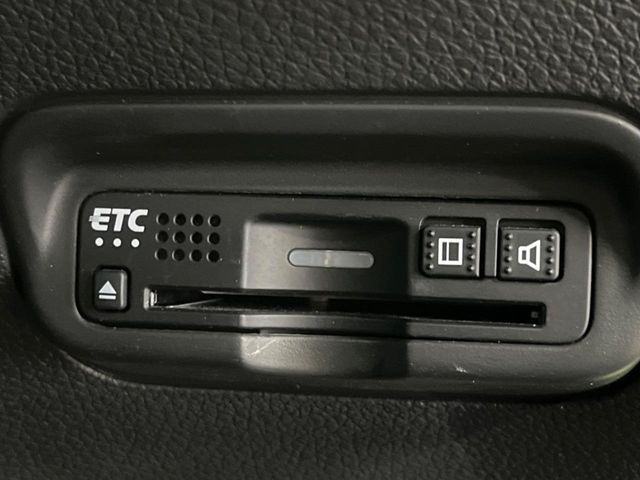 【ETC】高速道路の料金所をストレスなく通過!話題のスポットやサービスエリアに多い「スマートIC」利用時は必須のアイテムです。当店でセットアップを実施、ご納車当日からすぐにご利用いただけます!