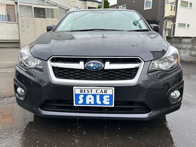 正面の画像です。