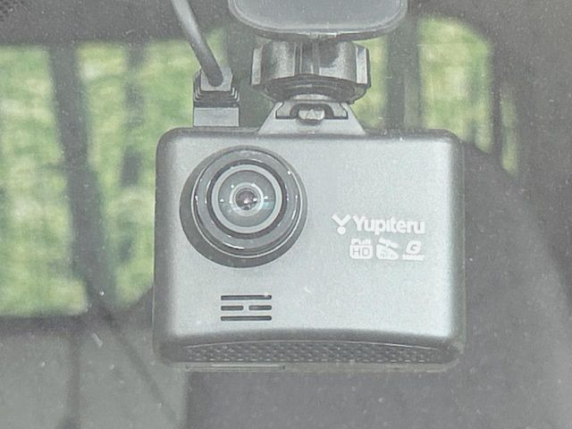 �y�h���C�u���R�[�_�[�z���S�E���S�ȃJ�[���C�t�ɕK�{�̃h���C�u���R�[�_�[�𑕔�!���s���͂������A������^�]�⎖�̂ɑ��������ۂ̏󋵂��f���ŋL�^���A����̃��X�N�ɔ����܂��B