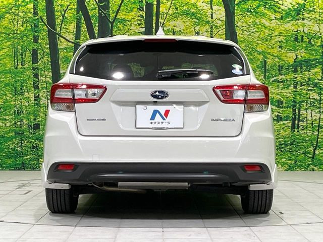 安心の最長10年・走行無制限保証(有償)をご用意。保証内容も充実はもちろん、無料点検&オイル交換や、年中無休の全国・24時間ロードサービスも付帯されておりますのでご安心下さい。