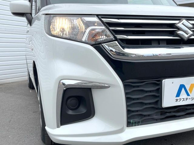 夜間や荒天時により良好な視界で安心な走行をご希望される方には【高輝度LEDヘッドライト】の取付がおすすめ!多くのお客様にご好評いただいております♪