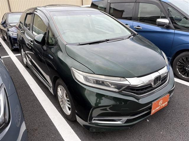 中古シャトル ホンダ シャトル ハイブリッドZスタイルエディション 4WD