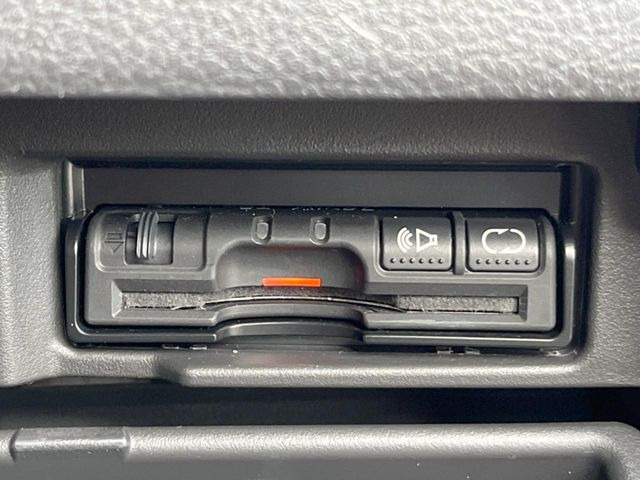 【ETC】高速道路の料金所をストレスなく通過!話題のスポットやサービスエリアに多い「スマートIC」利用時は必須のアイテムです。当店でセットアップを実施、ご納車当日からすぐにご利用いただけます!