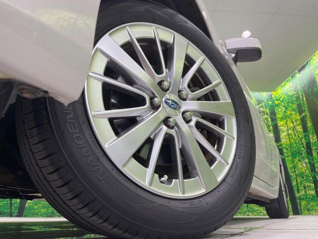 【純正16インチアルミホイール】外観にマッチした純正アルミホイールを装着しております。各種社外アルミホイールや、スタッドレスタイヤも取扱いしております。是非ご相談ください♪