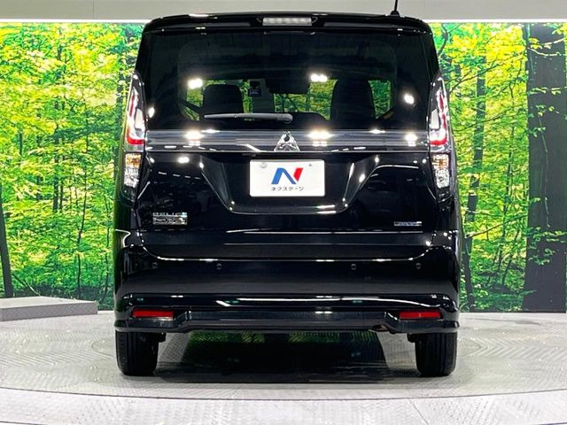 安心の最長10年・走行無制限保証(有償)をご用意。保証内容も充実はもちろん、無料点検&オイル交換や、年中無休の全国・24時間ロードサービスも付帯されておりますのでご安心下さい。