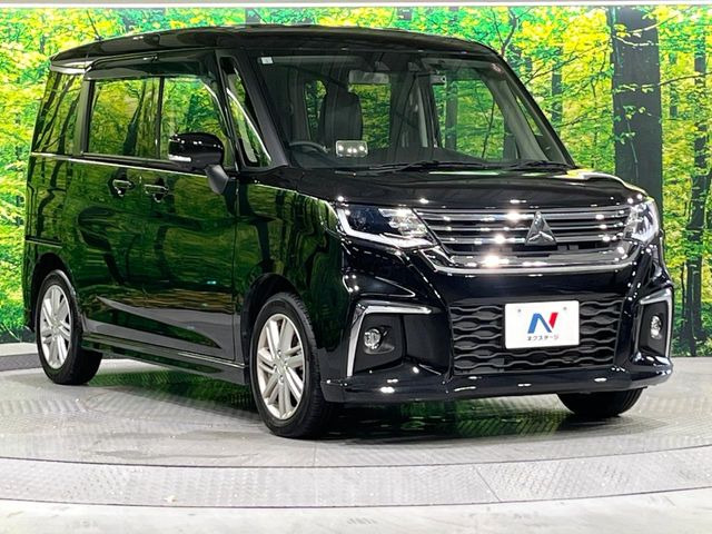 大好評のボディコーティング「弾スプラッシュコート」もご納車までに施工可能。通常のガラスコートと異なる、耐久年数6年の無機質ガラスコーティングが、ボディをキレイな状態に保ってくれます。