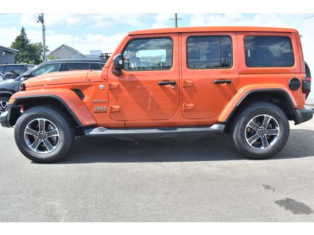 ラングラーアンリミテッド サハラ パワートップ 4WD