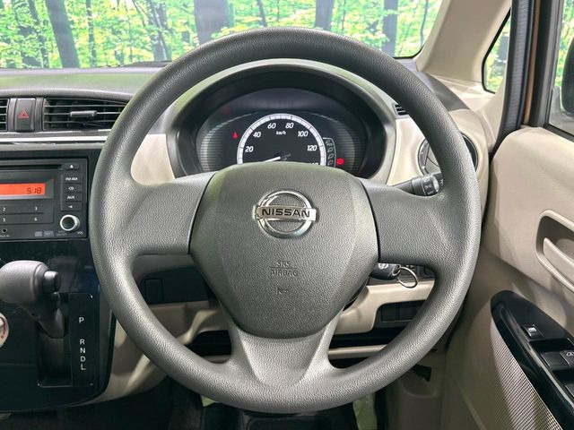 ステアリングも使用感が少なく、きれいな状態となっております♪